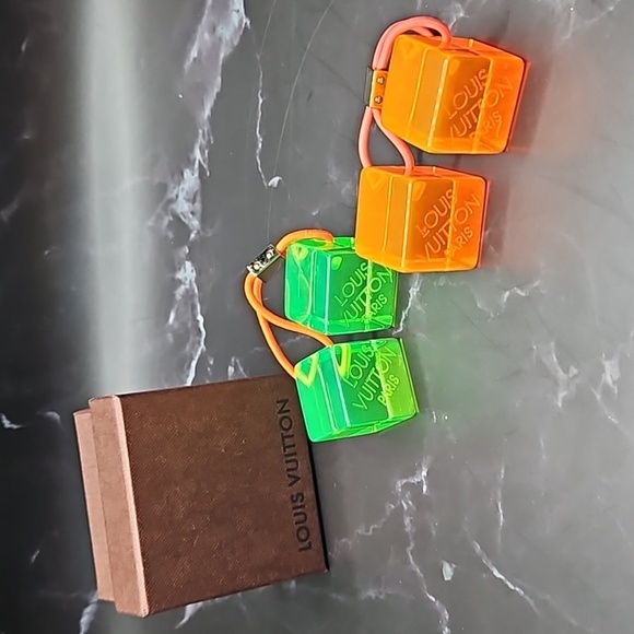 Louis Vuitton Hair Tie Cubes Green and Orange set of 2 - Picture 1 of 7